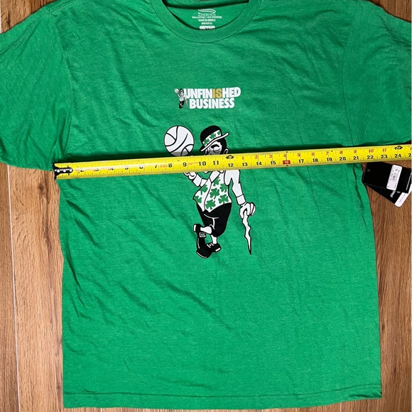2023 Boston Celtics Playoffs Shirt Unfinished Business NWT XL two sides Tatum - Picture 3 of 5